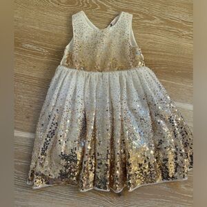 H&M Toddler Gils Cream and gold Sequin dress soze 1.5-2YR